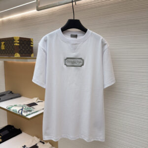 Dior T-shirt