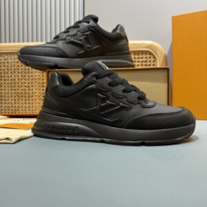 Louis Vuitton Runner Tatic