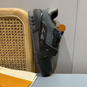 Louis Vuitton Trainer