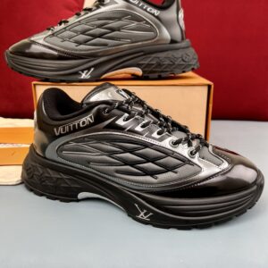 Louis Vuitton Discovery Lace Up