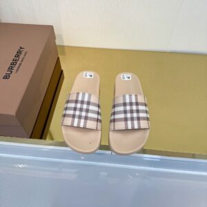 Burberry sandal