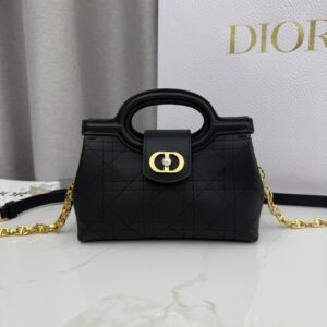 Dior Jolie
