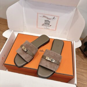 Hermes Giulia