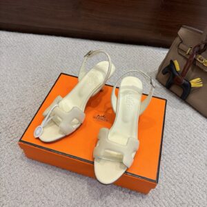 Hermes Holy 105