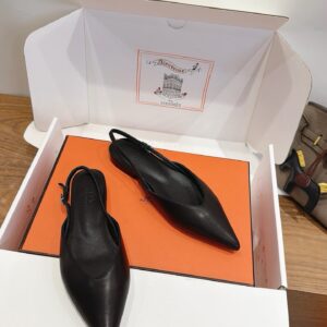 Hermes Nicole