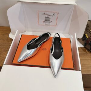 Hermes Nicole