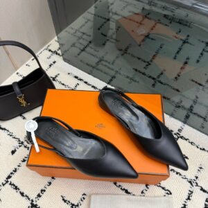 Hermes Nicole