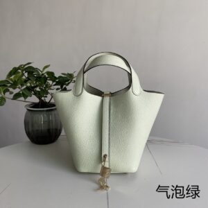 Hermes picotin