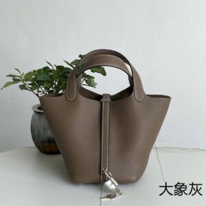 Hermes picotin