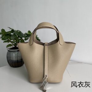 Hermes picotin