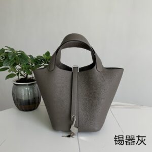 Hermes picotin