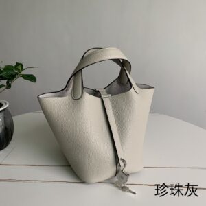Hermes picotin