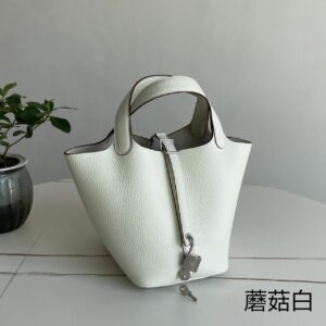 Hermes picotin