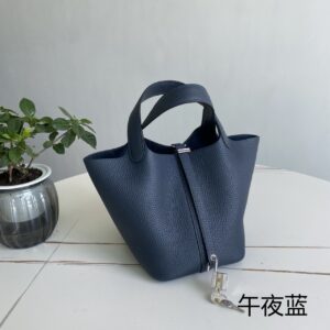 Hermes picotin