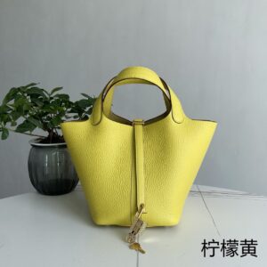 Hermes picotin