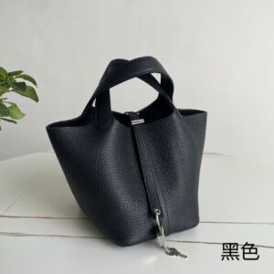 Hermes picotin